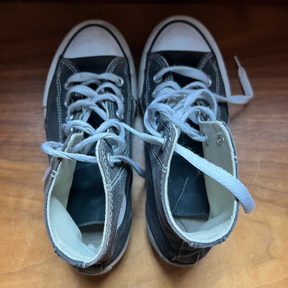 Kids high top converse - Picture 1 of 5